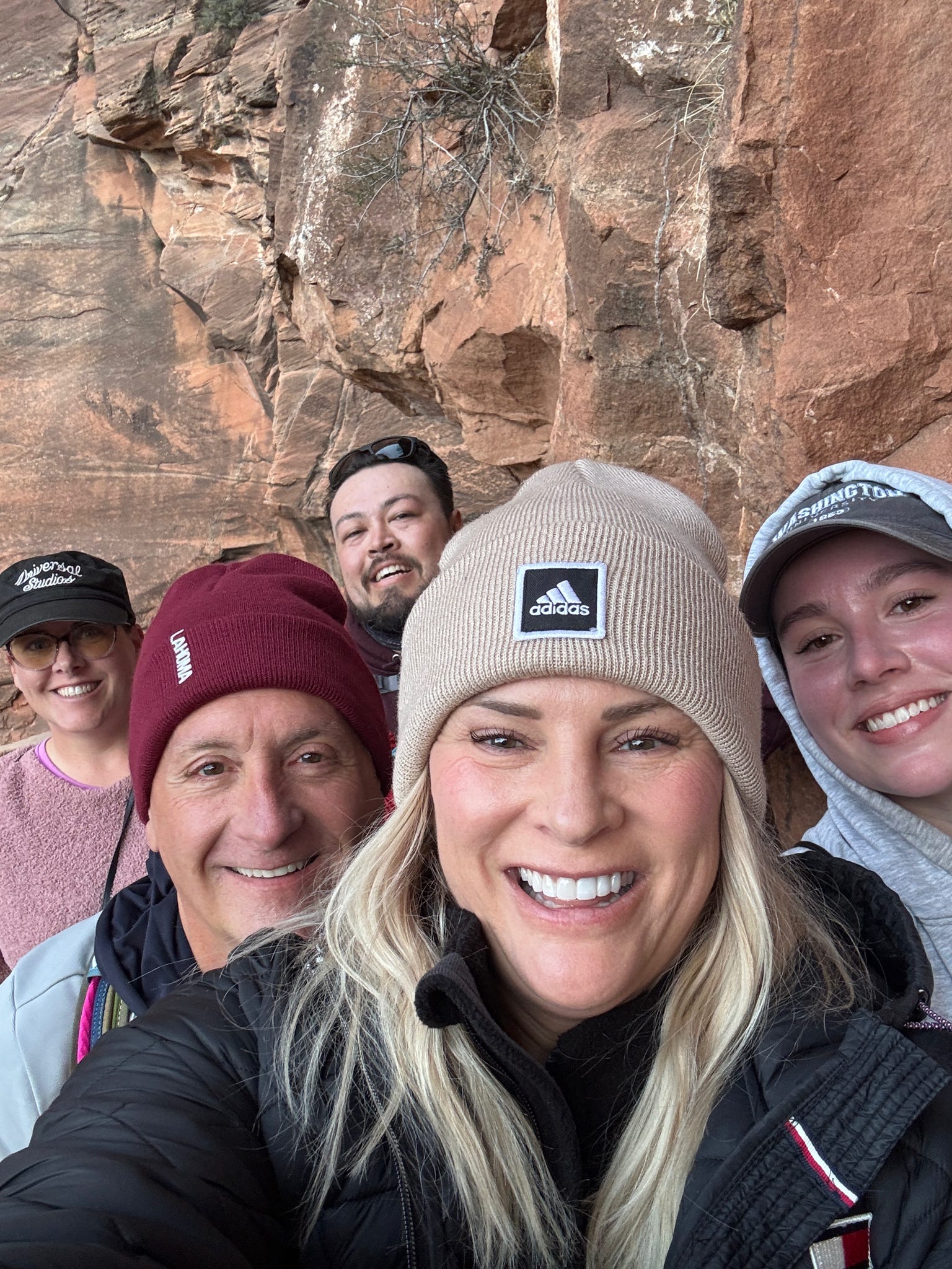 Healing activities and therapy at The Bridge Recovery Center in Southern Utah