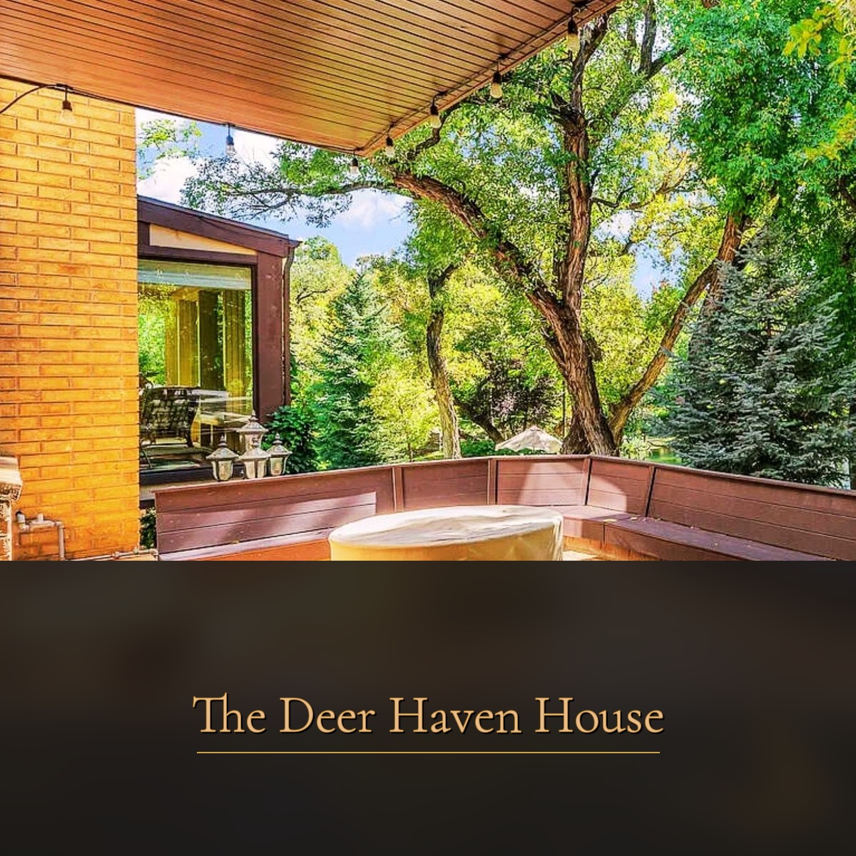 Main floor common area with vaulted ceiling at The Deer Haven House